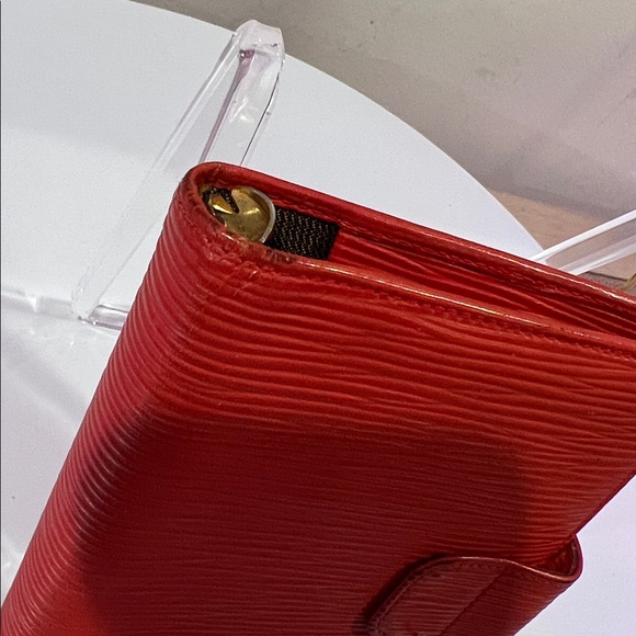 Fendi Red Leather Agenda with COA - has some marks - Picture 9 of 13
